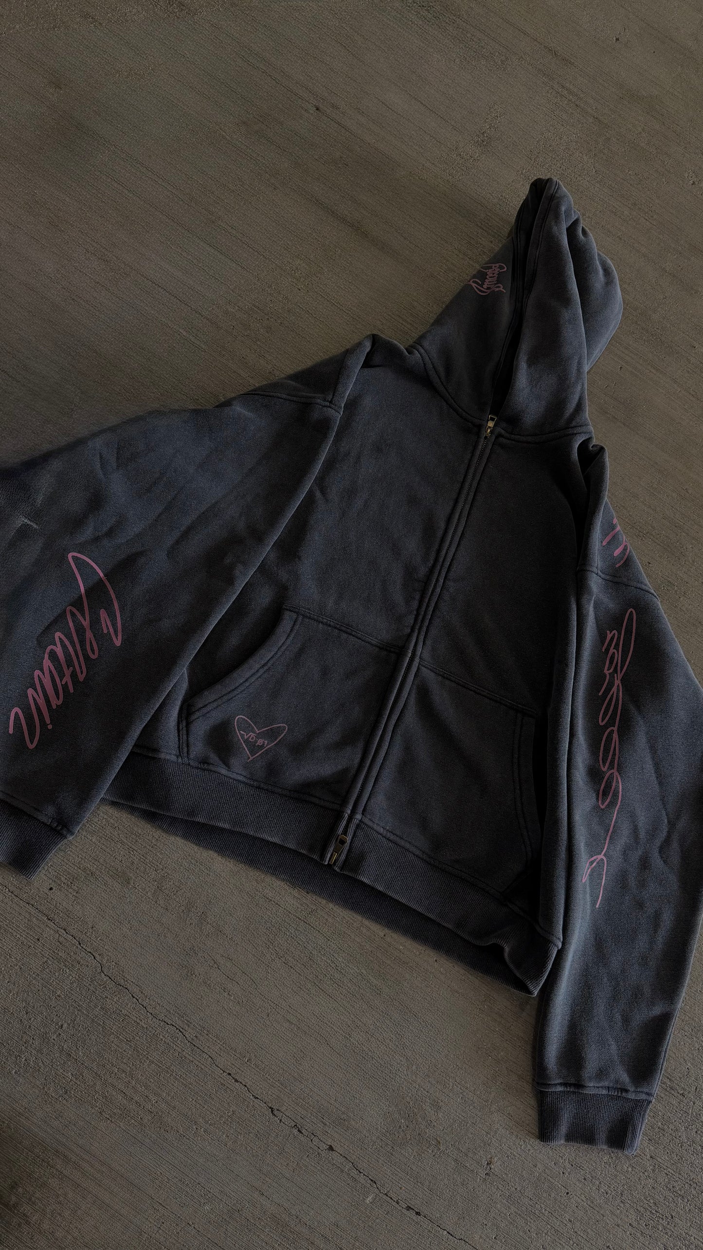 EW hoodie VD01 - Black